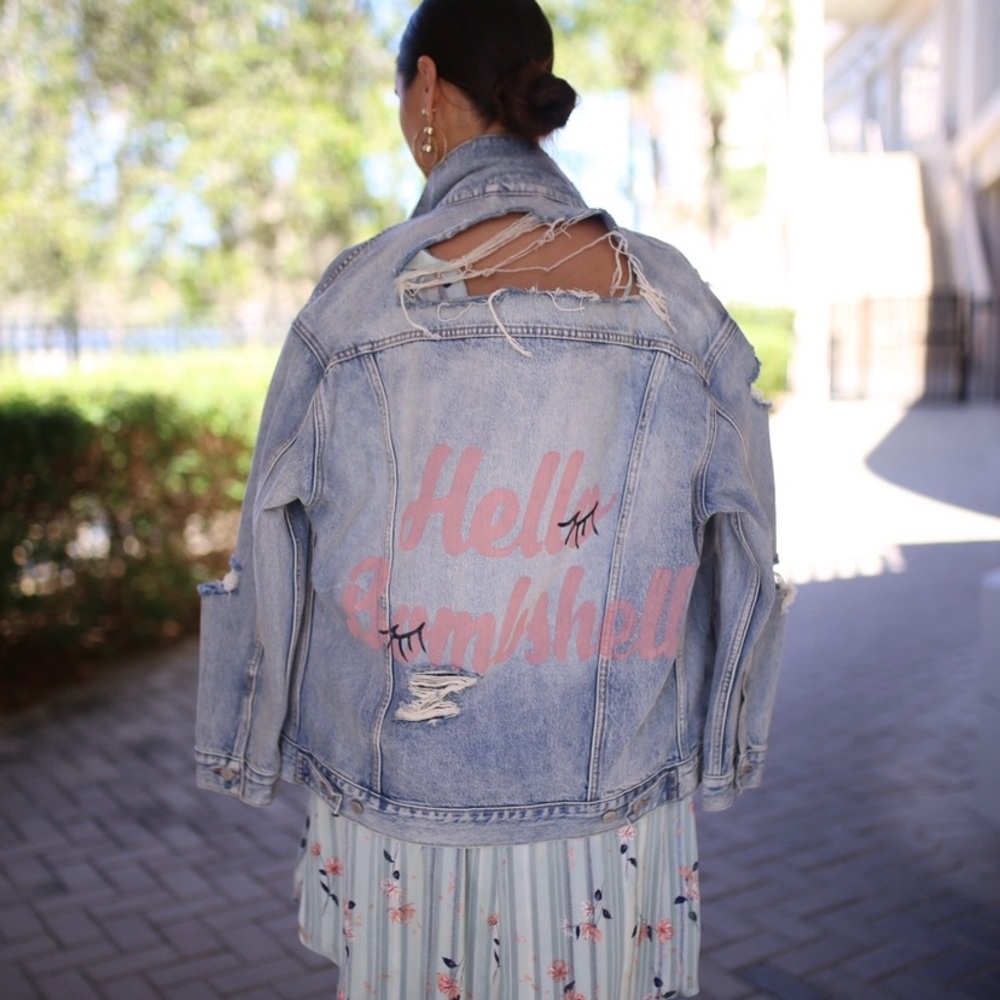 Oversized Distressed Levi’s Jacket - image 1